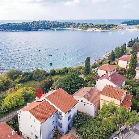 Awesome In With House Sea View
