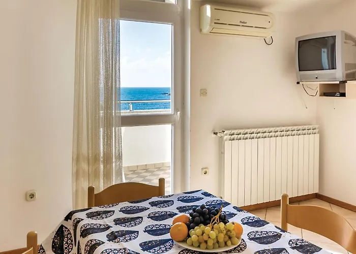 1 Bedroom In Apartment Pula